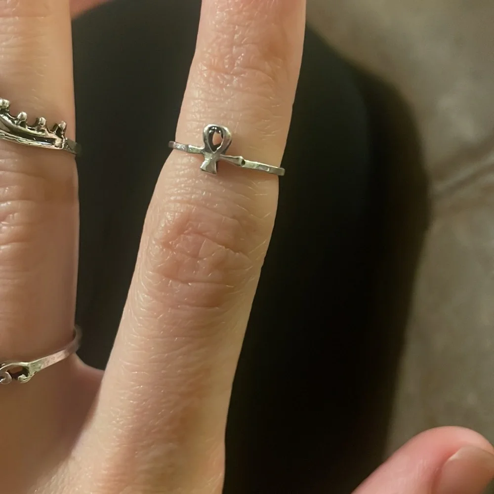 Silver ring - Picture 5 of 6